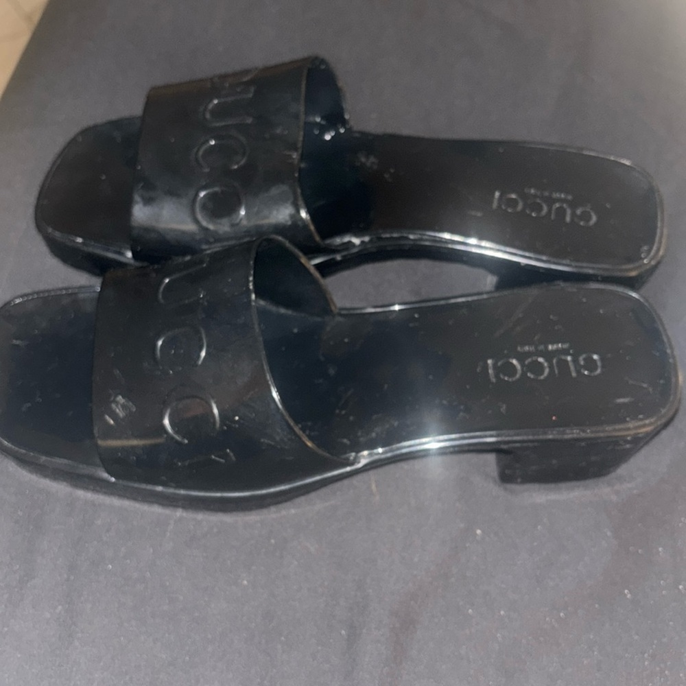 Used Gucci Jelly Slides